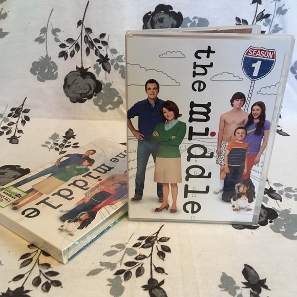 Other - 🔥 The Middle season 1 dvd 🔥